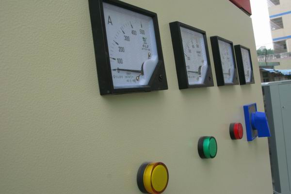 昆都仑配电柜-3683讲讲配电柜注意事项